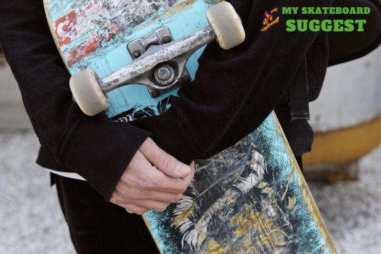 How to hold and carry a skateboard
